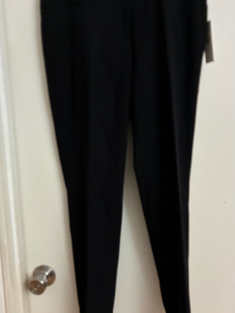 Chaus Black Cropped Slim Dress Pants